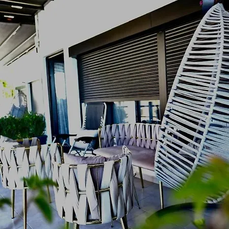 Blue Coast Seaview דירה