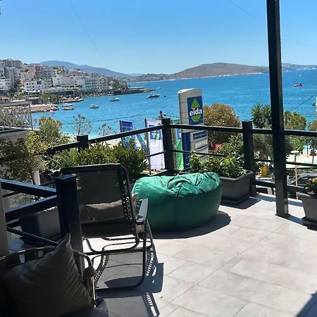 Blue Coast Seaview * ساراندا